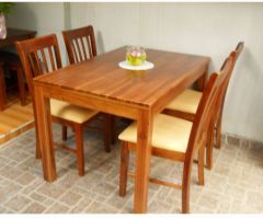 Bàn ghế nhà hàng